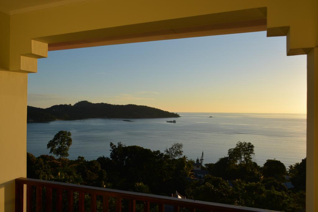 Апартаменти Sunset View Self Catering Anse Boileau Номер фото