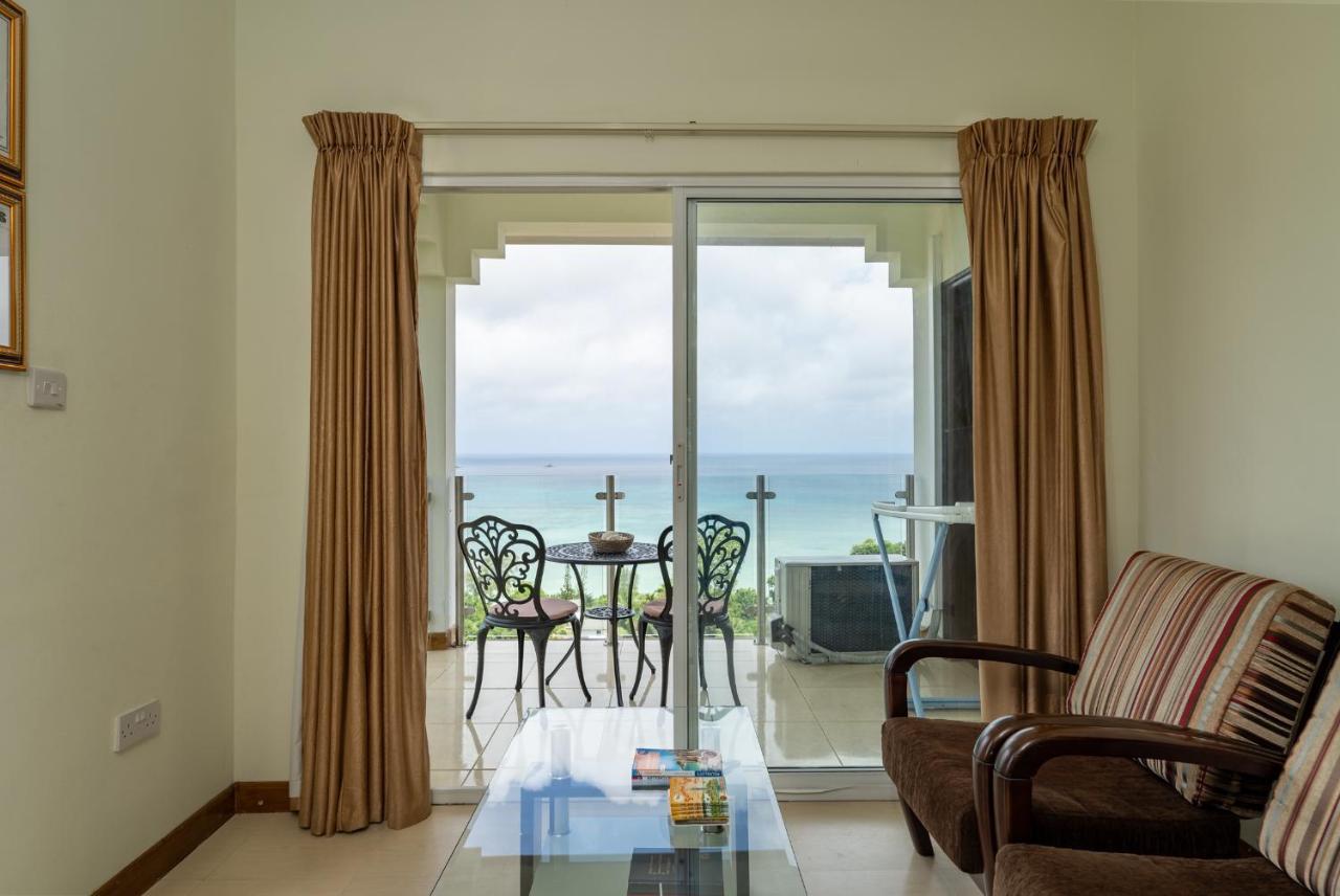 Апартаменти Sunset View Self Catering Anse Boileau Екстер'єр фото